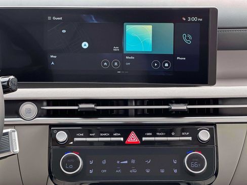 New 2026 Hyundai Tucson Limited image 19