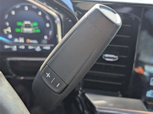 Used 2024 Chevrolet Silverado 1500 LT image 26