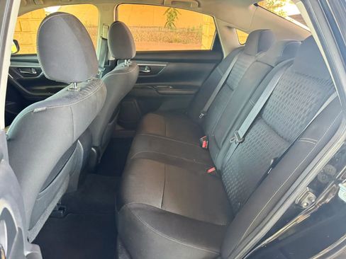 Used 2017 Nissan Altima 2.5 SV FWD image 18