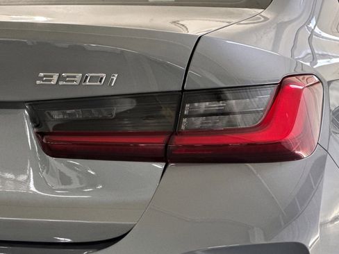Used 2023 BMW 330i Sedan w/ Driving Assistance Package image 12
