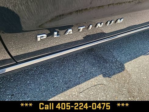 Used 2020 Ford Expedition Platinum AWD/4WD image 3