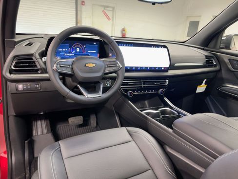 New 2026 Chevrolet Traverse LT w/ Sun and Wheel Package image 28