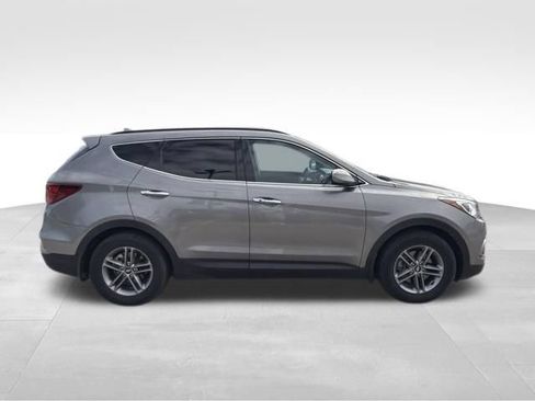 Used 2018 Hyundai Santa Fe Sport w/ 2.4L Tech Package 04 AWD/4WD image 5