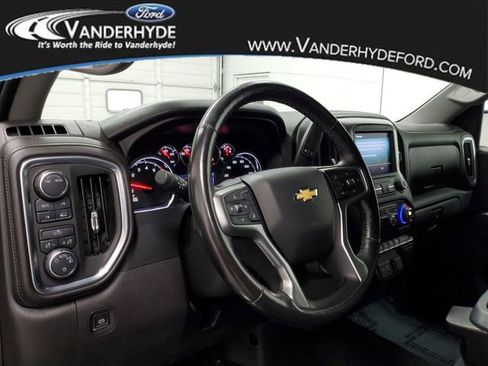 Used 2020 Chevrolet Silverado 1500 LT w/ All-Star Edition image 20