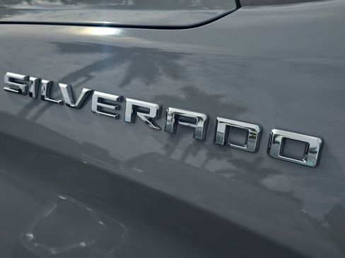 Used 2024 Chevrolet Silverado 1500 Custom image 8