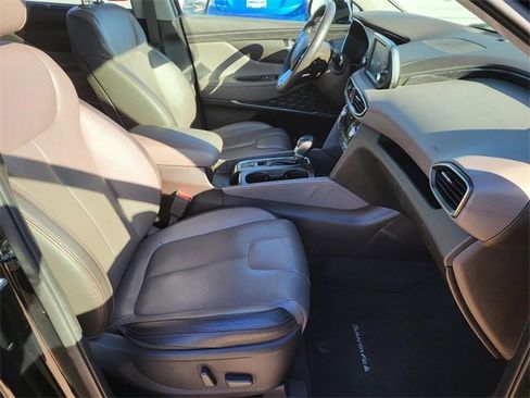 Used 2019 Hyundai Santa Fe Limited image 8
