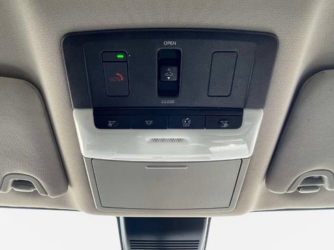 Used 2023 Nissan Altima 2.5 SR w/ SR Premium Package FWD image 30