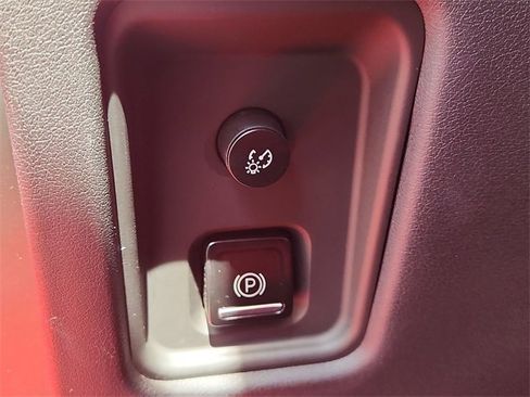 Used 2023 Chevrolet Corvette Stingray Coupe w/ 1LT image 17