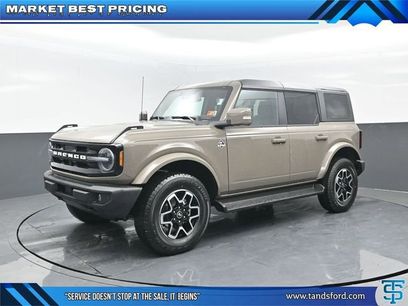 New 2025 Ford Bronco Outer Banks