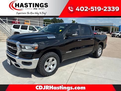 Used 2019 RAM 1500 Big Horn AWD/4WD image 1