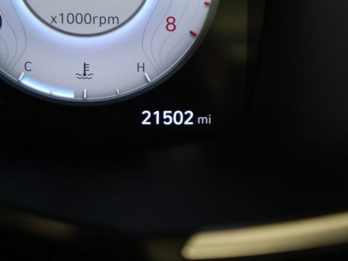 Used 2023 Hyundai Santa Fe SEL w/ Premium Package image 40