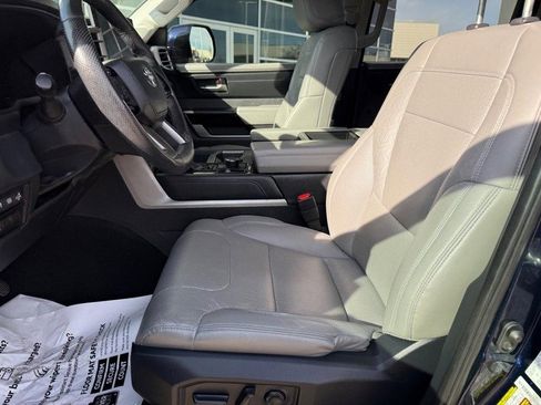 Used 2024 Toyota Tundra Limited image 17