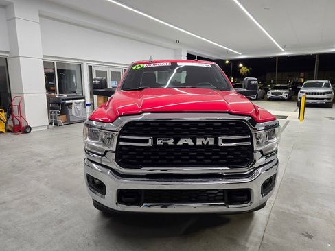 Used 2024 RAM 2500 Big Horn w/ Bed Utility Group image 9