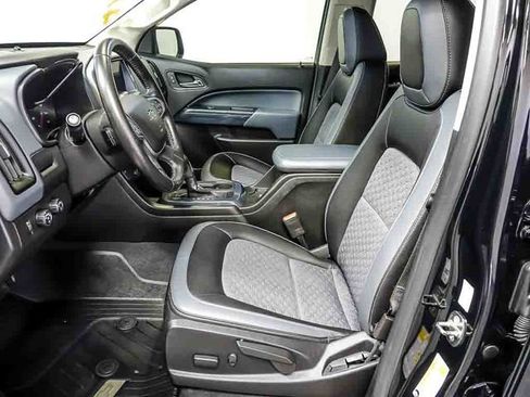 Certified 2019 Chevrolet Colorado Z71 w/ Z71 Midnight Edition AWD/4WD image 12