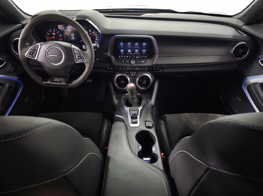 Used 2023 Chevrolet Camaro SS RWD image 12