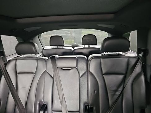 Used 2017 Audi Q7 3.0T Premium Plus AWD/4WD image 16