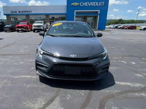 Used 2024 Toyota Corolla XSE FWD image 3
