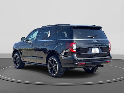 Certified 2022 Ford Expedition Limited AWD/4WD image 7