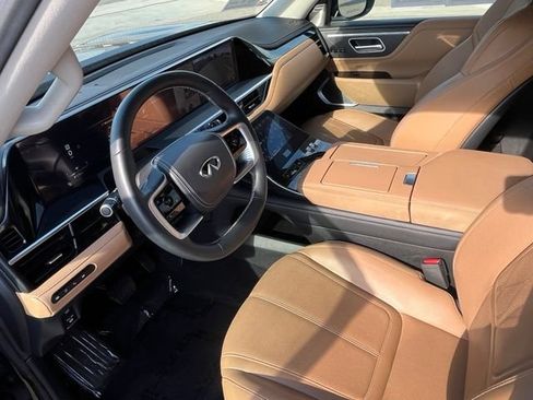 Certified 2025 INFINITI QX80 Sensory AWD/4WD image 13
