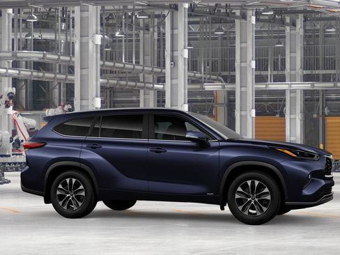 New 2026 Toyota Highlander XLE AWD/4WD image 13