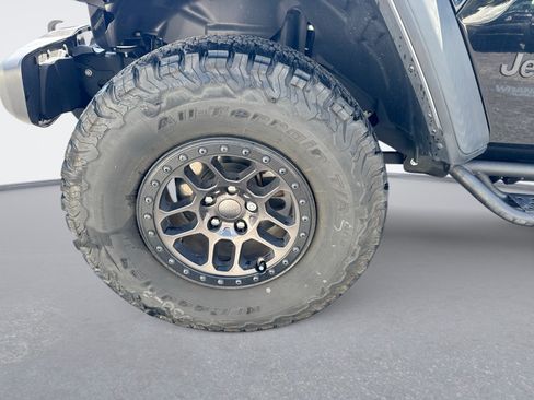 Used 2022 Jeep Wrangler Unlimited Sport AWD/4WD image 11