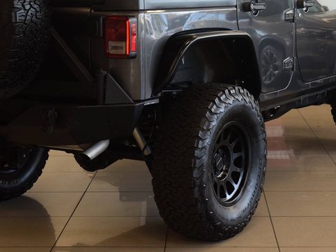 Used 2016 Jeep Wrangler Unlimited Sport w/ Quick Order Package 24S AWD/4WD image 16