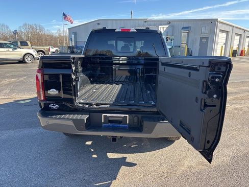 New 2025 Ford F150 King Ranch w/ FX4 Off-Road Package image 13