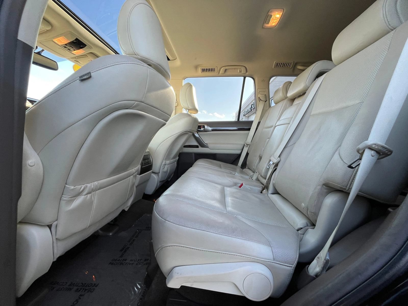 Used 2015 Lexus GX 460 w/ Premium Package AWD/4WD image 38