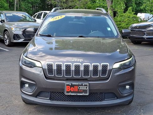 Used 2019 Jeep Cherokee Latitude Plus FWD image 9