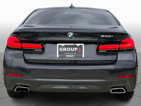 Used 2022 BMW 540i w/ M Sport Package image 4