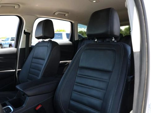 Used 2017 Ford Escape Titanium AWD/4WD image 13
