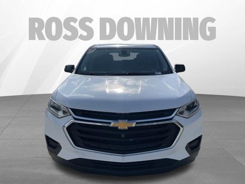 Used 2021 Chevrolet Traverse LS FWD image 2