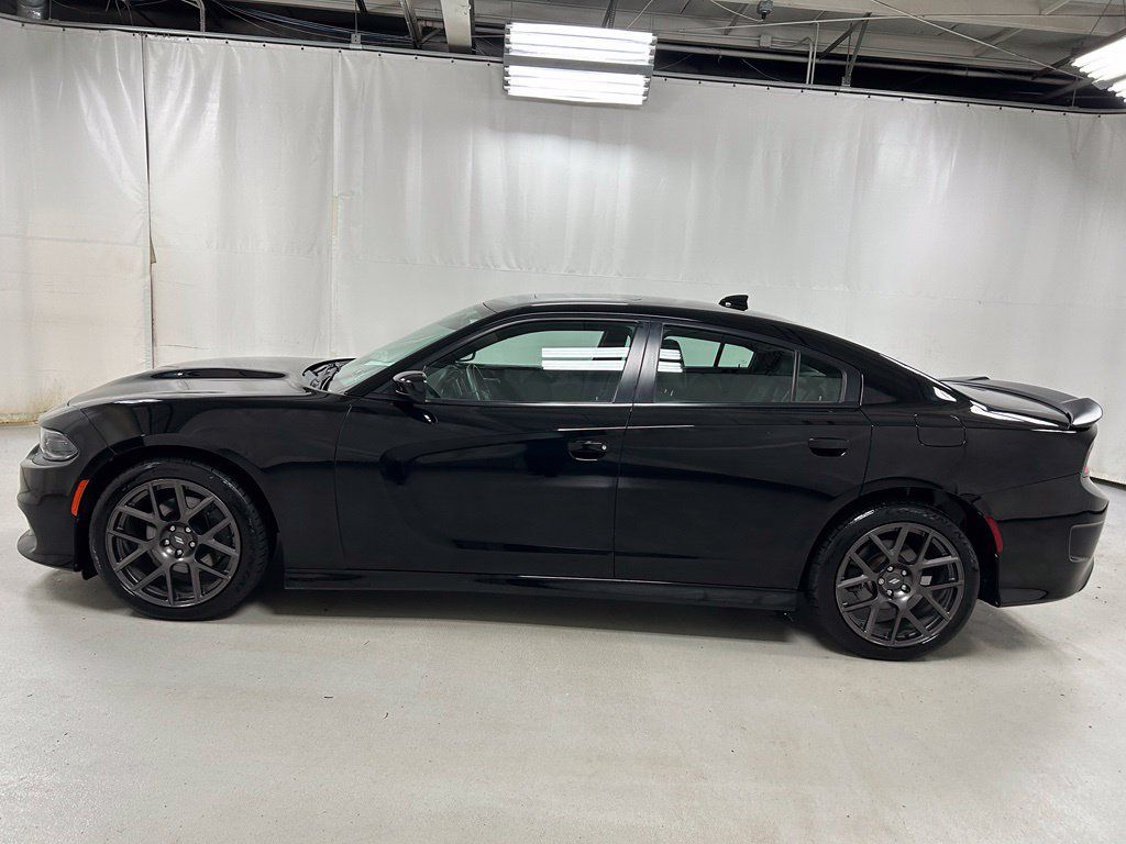 Used 2018 Dodge Charger R/T RWD image 8
