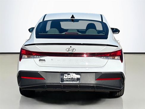 Certified 2025 Hyundai Elantra Sport FWD image 12