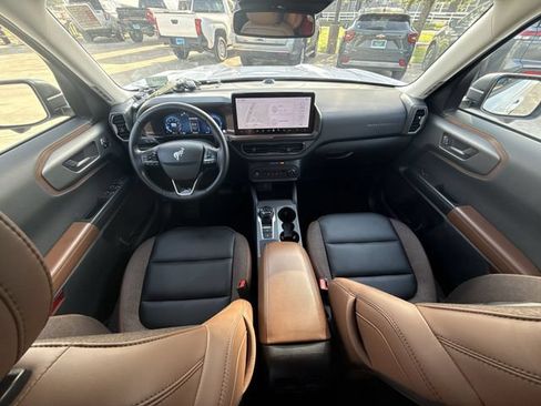 Used 2025 Ford Bronco Sport Outer Banks w/ Outer Banks Tech Package+ AWD/4WD image 21