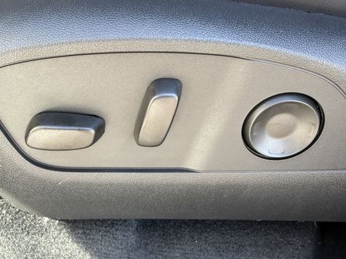 New 2026 GMC Acadia Denali w/ Super Cruise Package image 12