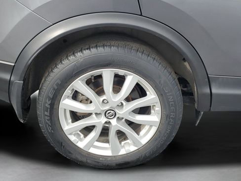 Used 2022 Nissan Rogue Sport SV w/ Technology Package AWD/4WD image 30
