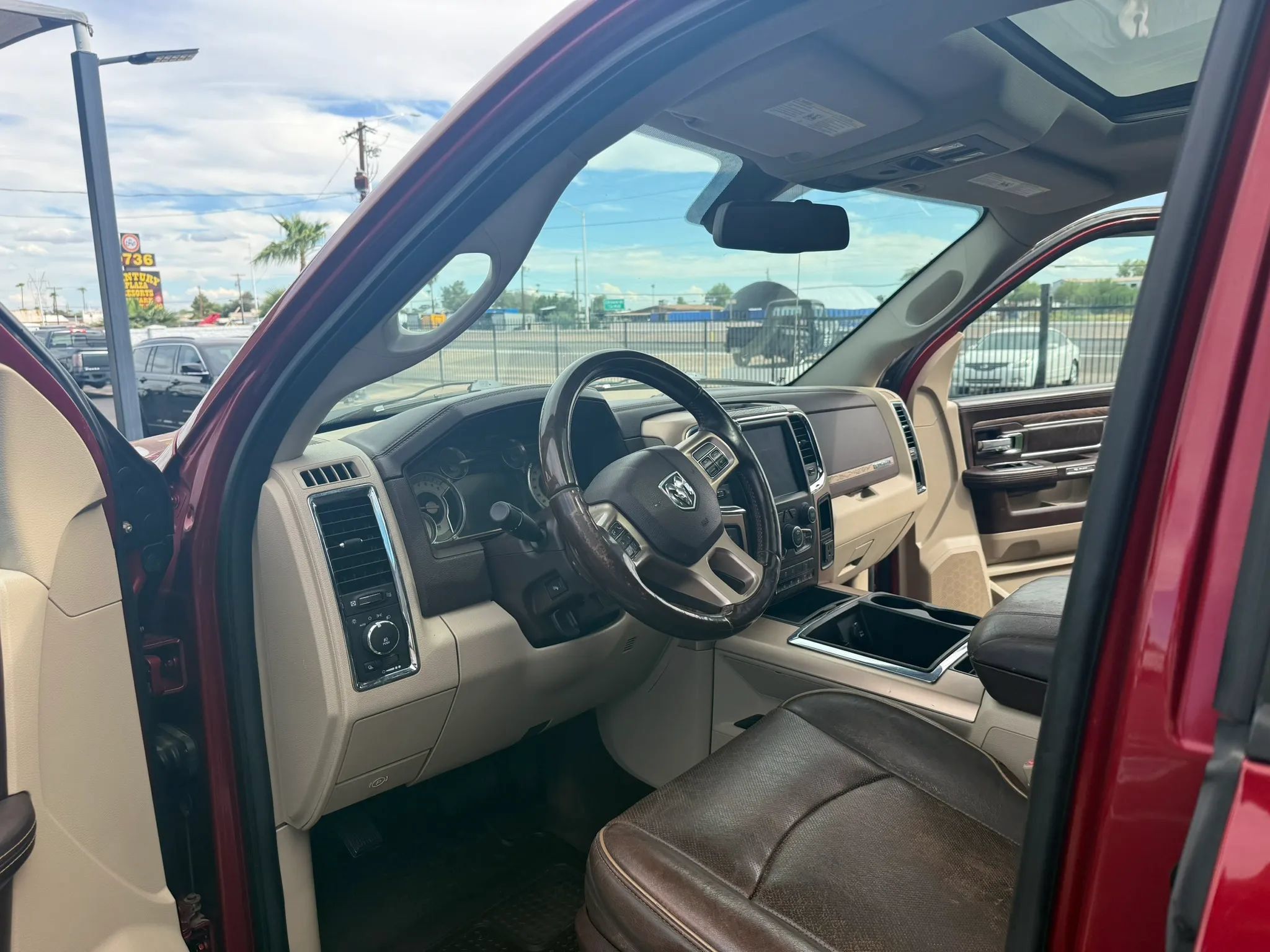 Used 2014 RAM 2500 Longhorn w/ Protection Group AWD/4WD image 17