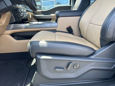 New 2025 Ford F250 Lariat w/ Lariat Ultimate Package image 11