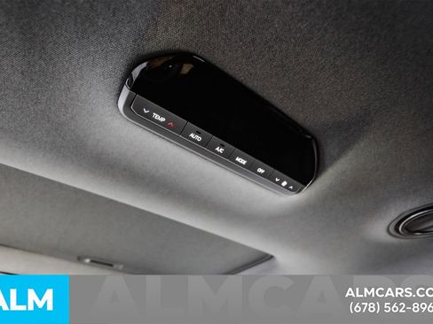 Used 2024 Kia EV9 Land image 62