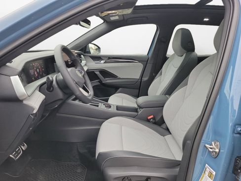 New 2026 Volkswagen Tiguan SE R-Line image 9