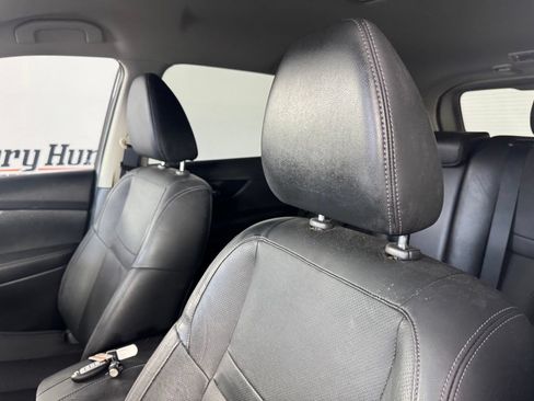 Used 2017 Nissan Rogue SL FWD image 10