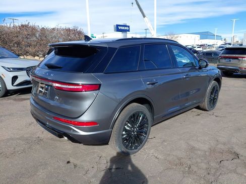 New 2026 Lincoln Corsair Premiere image 9