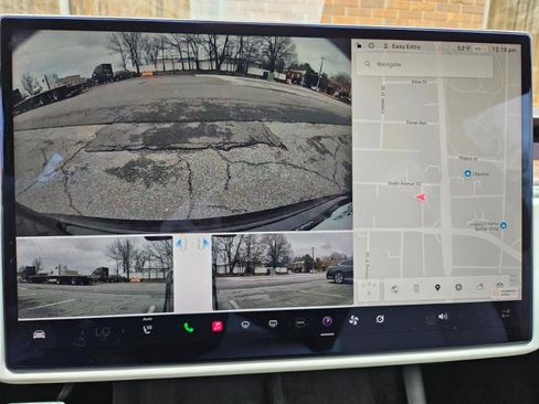 Used 2023 Tesla Model S AWD image 39