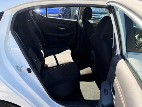 Used 2024 Nissan Sentra SR FWD image 30