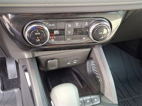 Certified 2025 Chevrolet TrailBlazer ACTIV w/ Convenience Package image 13