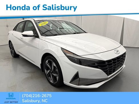 Used 2022 Hyundai Elantra Limited FWD image 1