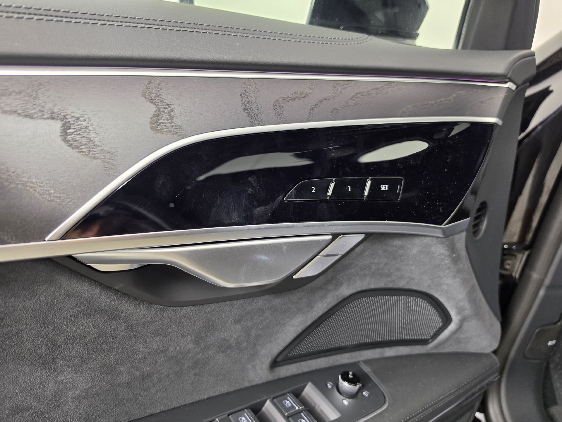 New 2027 Audi A8 L 3.0T AWD/4WD image 19
