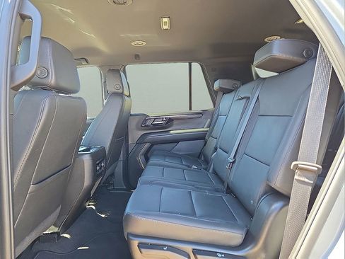 Used 2026 Chevrolet Tahoe LT RWD image 17
