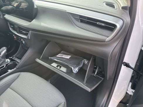 Used 2024 Buick Encore GX Preferred image 52